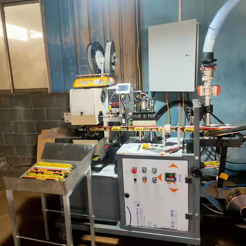 新型玻璃胶灌装设备与原料包装机械的创新应用与发展趋势