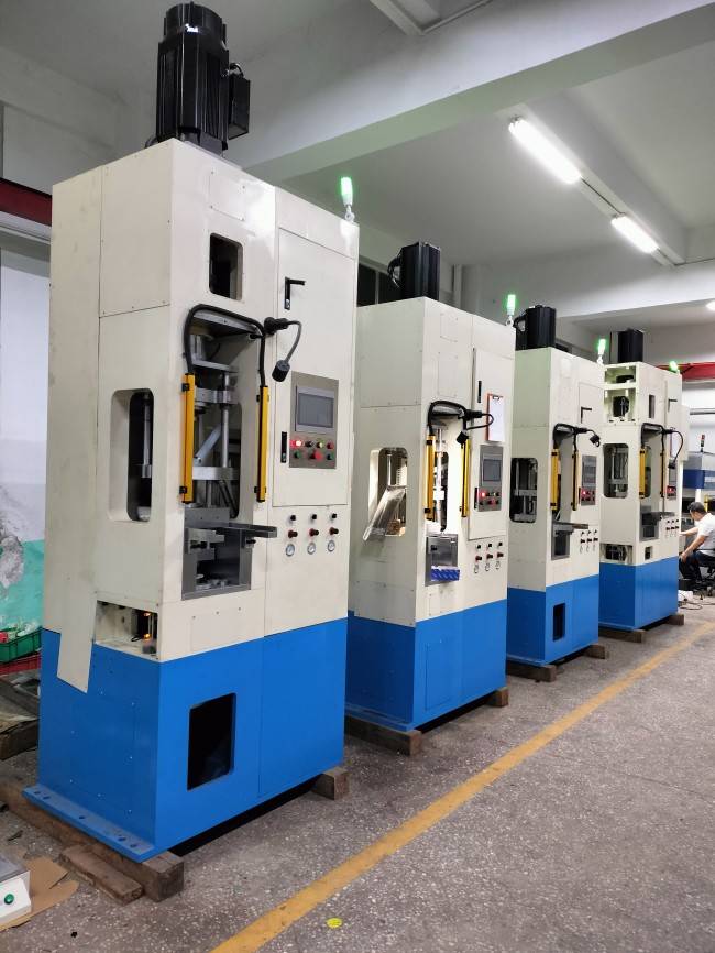 2024年玻璃粉末伺服成型机技术更新与市场前景展望