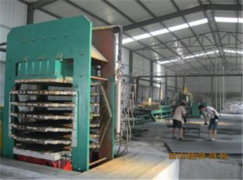 山东超力聚氨酯发泡生产线报价及机械设备解析